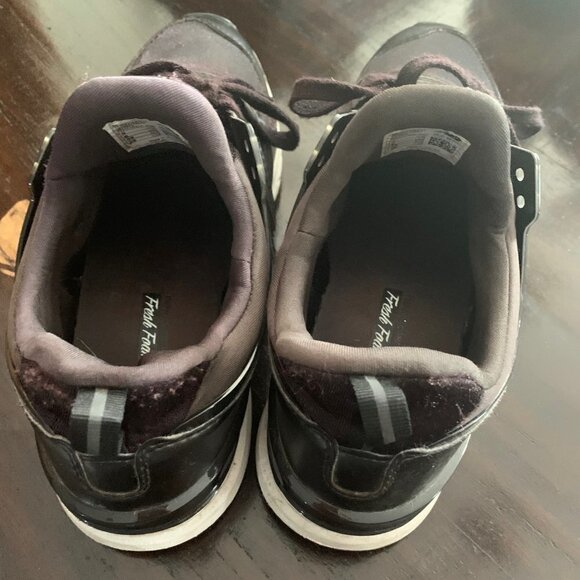 New Balance  574 Fresh Foam in Black with leather detail size 8 - Picture 3 of 7